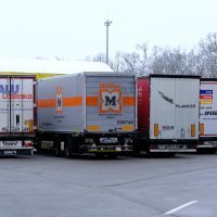 U Draganiću zaustavljeni kamioni, zbog snijega odsječena Dalmacija