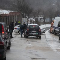 Blokada državne ceste D54 prema Gračacu u Zatonu Obrovačkom