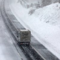 Gust snijeg i dalje pada na području Gorskog kotara