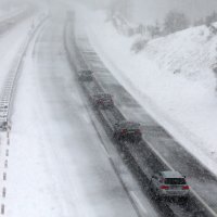 Gust snijeg i dalje pada na području Gorskog kotara