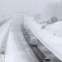 Gust snijeg i dalje pada na području Gorskog kotara