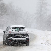 Gust snijeg i dalje pada na području Gorskog kotara