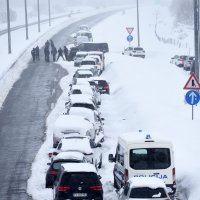 Odmorište Zir na A1 u snježnim nanosima