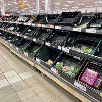 Nestašica voća i povrća u britanskim trgovinama