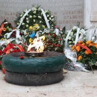 Polaganjem cvijeća u Sarajevu obilježen Dan nazavisnosti BiH