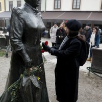 Prosvjedni performans Arijane Lekić Fridrih Tiha misa