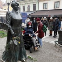 Prosvjedni performans Arijane Lekić Fridrih Tiha misa