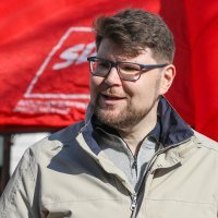 Peđa Grbin na druženju s građanima u Puli