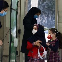 Djevojačka škola u Iranu za vrijeme pandemije covida-19