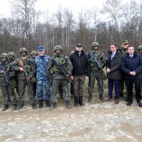 Prezentacija upotrebe napredno taktičkog radio uređaja "Takrad" u vojarni u Petrinji