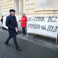 Ispred Gradske skupštine održan prosvjed Udruge za zaštitu okoliša Resnik