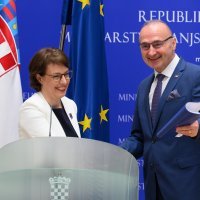 Kosovska ministrica Gervalla-Schwarz i ministar Radman obratili se medijima nakon sastanka