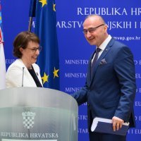 Kosovska ministrica Gervalla-Schwarz i ministar Radman obratili se medijima nakon sastanka