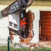 Rušenje bespravne gradnje u Rovinju