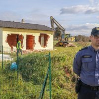 Rušenje bespravne gradnje u Rovinju