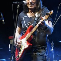 Dado Topić