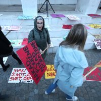 Noćni marš za Dan žena