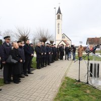 Banožić na obilježavanju Dana hrvatskih branitelja Vukovara i 32. obljetnice postrojavanja nenaoružanih odreda u Bogdanovcima