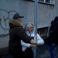 Aktivistice u Beogradu privedene nakon što su jajima gađale mural Ratka Mladića 2021. godine