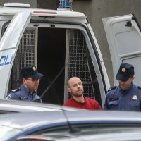 Policija odvodi Jurja Mesića u prostorije Državnog odvjetništva