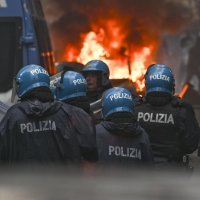 Navijački izgredi, Napulj, 15.3.2023.