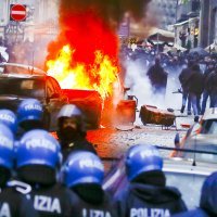 Navijački izgredi, Napulj, 15.3.2023.