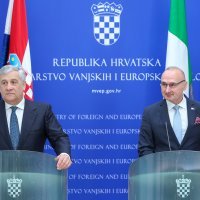 Antonio Tajani i Gordan Grlić Radman nakon sastanka dali su izjave za medije