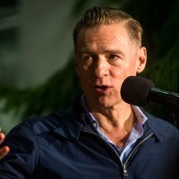 Bryan Adams