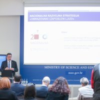 Predstavljanje Javnog poziva za sudjelovanje u eksperimentalnom programu "Osnovna škola kao cjelodnevna škola"