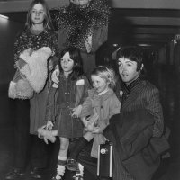 Paul i Linda McCartney s Heather, Mary i Stellom