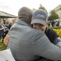 Prosvjed kreatora sadržaja protiv zabrane TikToka u SAD-u