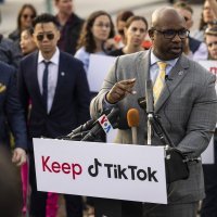 Prosvjed kreatora sadržaja protiv zabrane TikToka u SAD-u