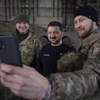 Zelenski ovih dana obilazi ukrajinske vojnike na bojišnici