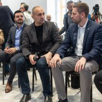 Izvanredna konferencija za novinare osječkog gradonačelnika Ivana Radića o mega investiciji u Osijeku