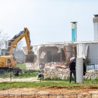 Rušenje bespravne gradnje u Istri