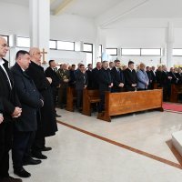 Predsjednik Zoran Milanović prisustvovao svetoj misi u Crkvi svetog Jurja u Derventi