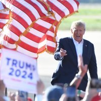 Donald Trump na izbornom skupu