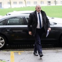 Dolazak članova stranke na sjednicu šireg Predsjedništva HDZ-a