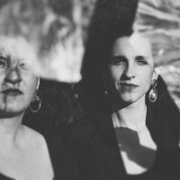 Marta Kolega i Dunja Bahtijarević