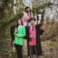 Ana Vučak Veljača  i Krunoslav Klabučar kao Vera i njen tata_Dubravka Lelas kao TV voditeljica