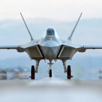 TF-X na aerodromu u Ankari