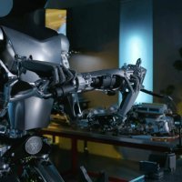 Elon Musk predstavio Teslinog robota Optimusa