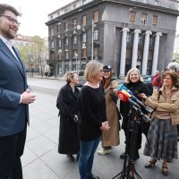 Peđa Grbin i Sandra Benčić o mjerama za spas dužnika