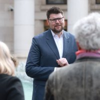 Peđa Grbin i Sandra Benčić o mjerama za spas dužnika