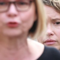 Peđa Grbin i Sandra Benčić o mjerama za spas dužnika