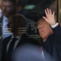 Donald Trump stigao na čitanje optužnice