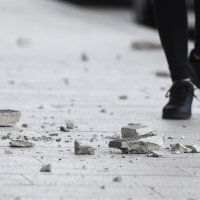 Šibenik: Olujna bura rušila dijelove fasade u središtu grada