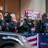 Gužva ispred sudnice uoči Trumpova izjašnjavanja