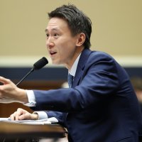 Izvršni direktor TikToka Shou Zi Chew na kongresnom saslušanju