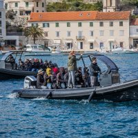 Prvi turisti stigli na Hvar ususret Uskrsu
